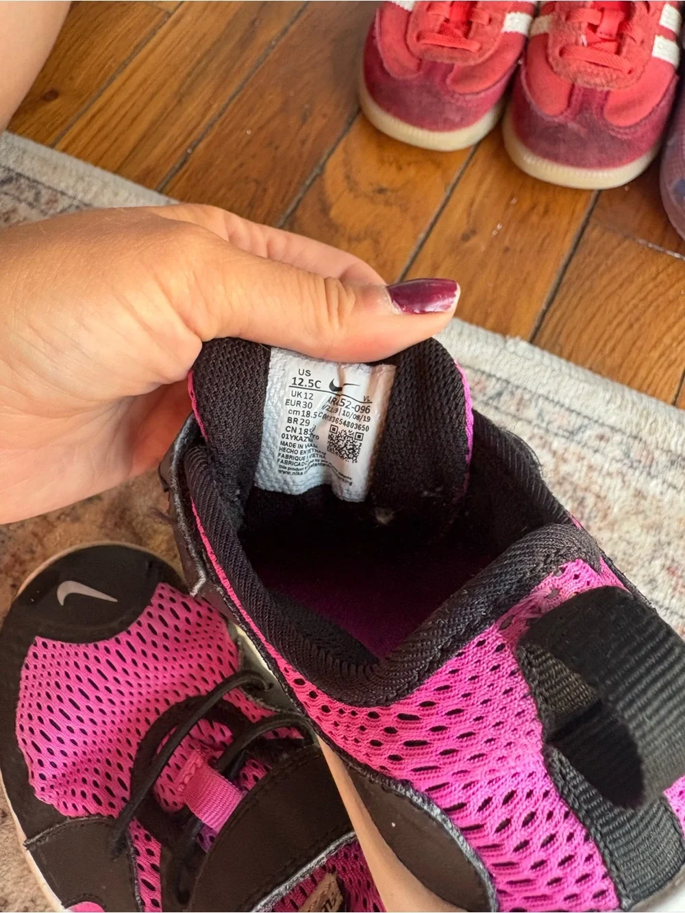Girls Purple Mesh 12.5C Nike Velcro Sneakers lightweight